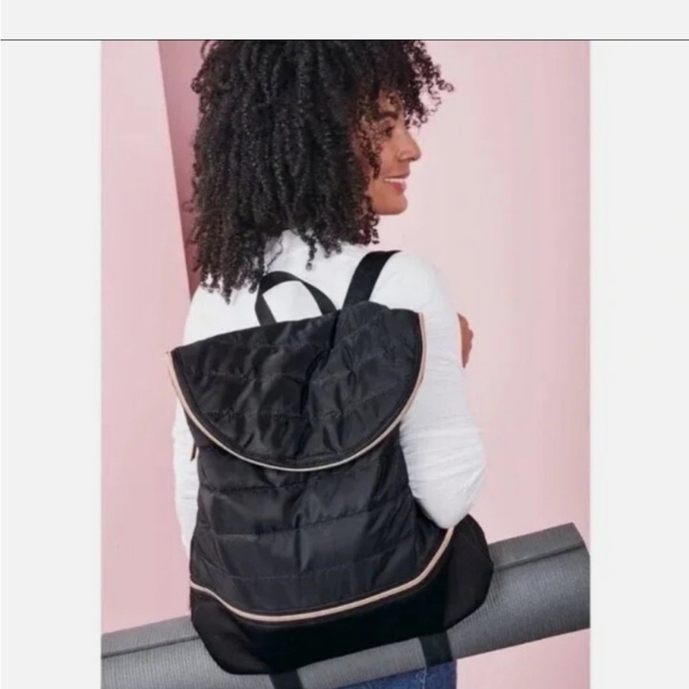 Stella & Dot Crust It Black Women's Quilted Backpack Gym Yoga bag Rose Gold